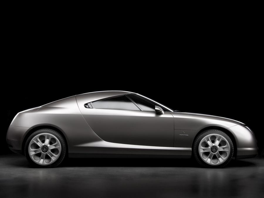 Alfa Romeo Bella Concept 1999 года  (фото 15 из 15)